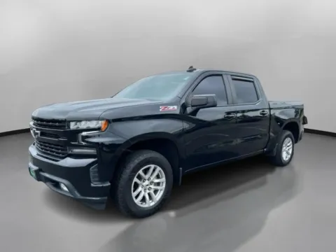More photos of 2021 Chevrolet Silverado 1500 Crew Cab RST Pickup 4D 5 3/4 ft at Drivemax, CT