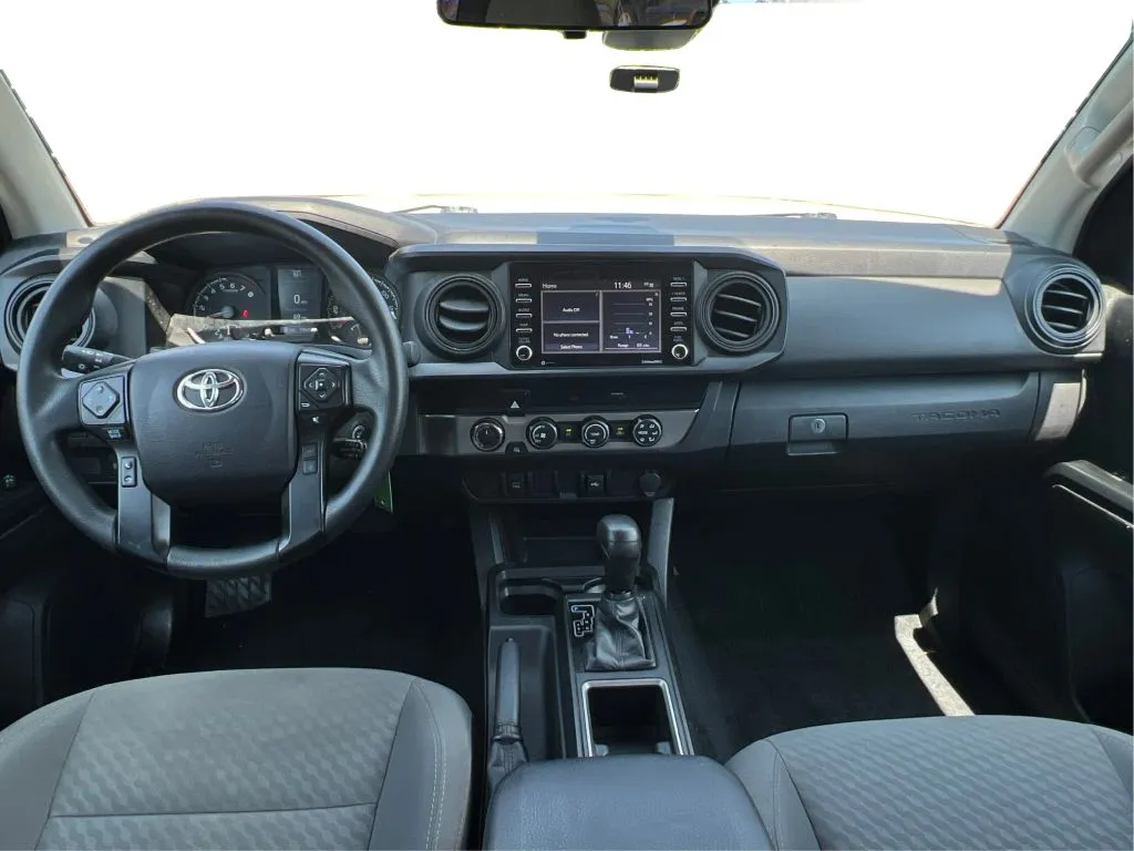 Toyota Tacoma photo 33