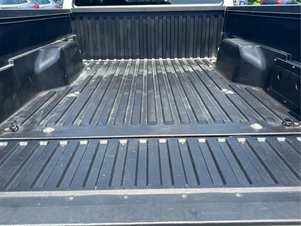 Toyota Tacoma photo 31