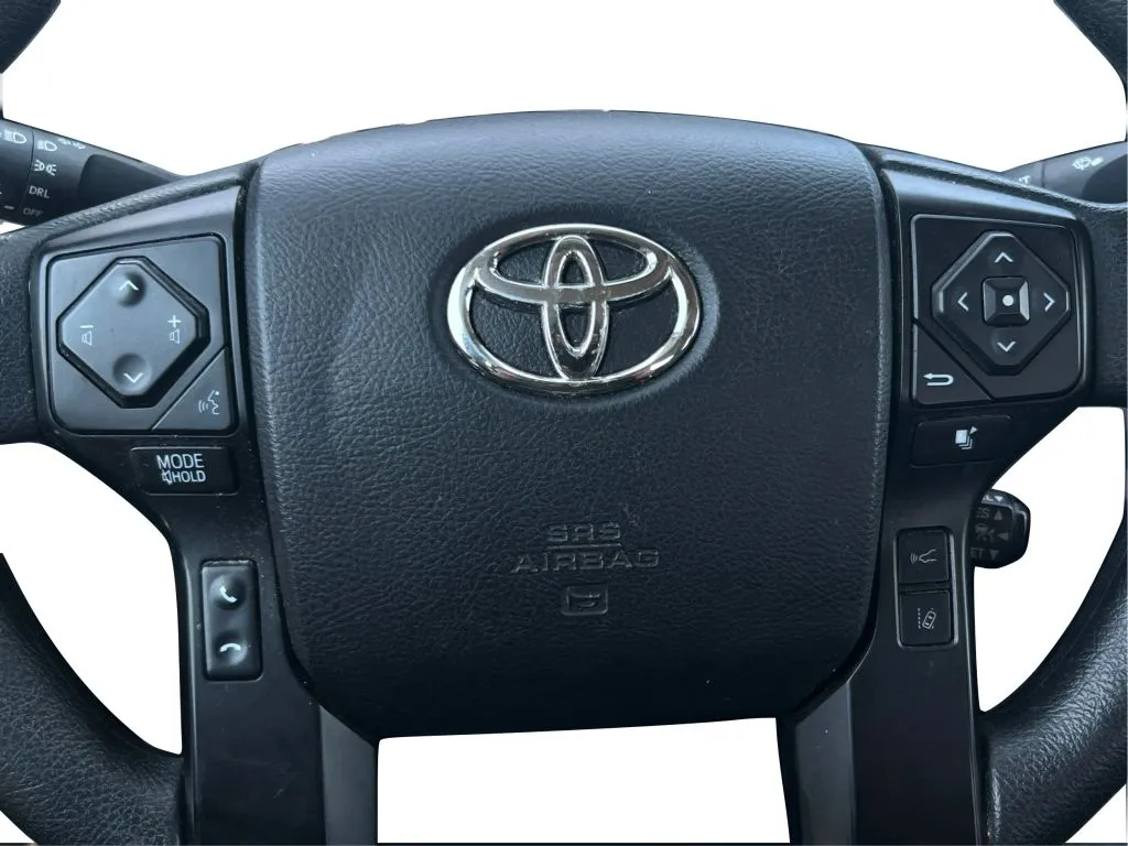 Toyota Tacoma photo 20