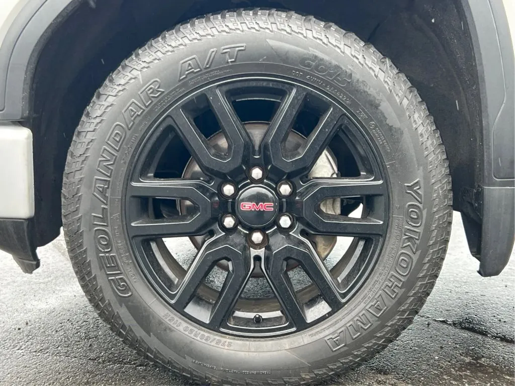 GMC Sierra photo 29
