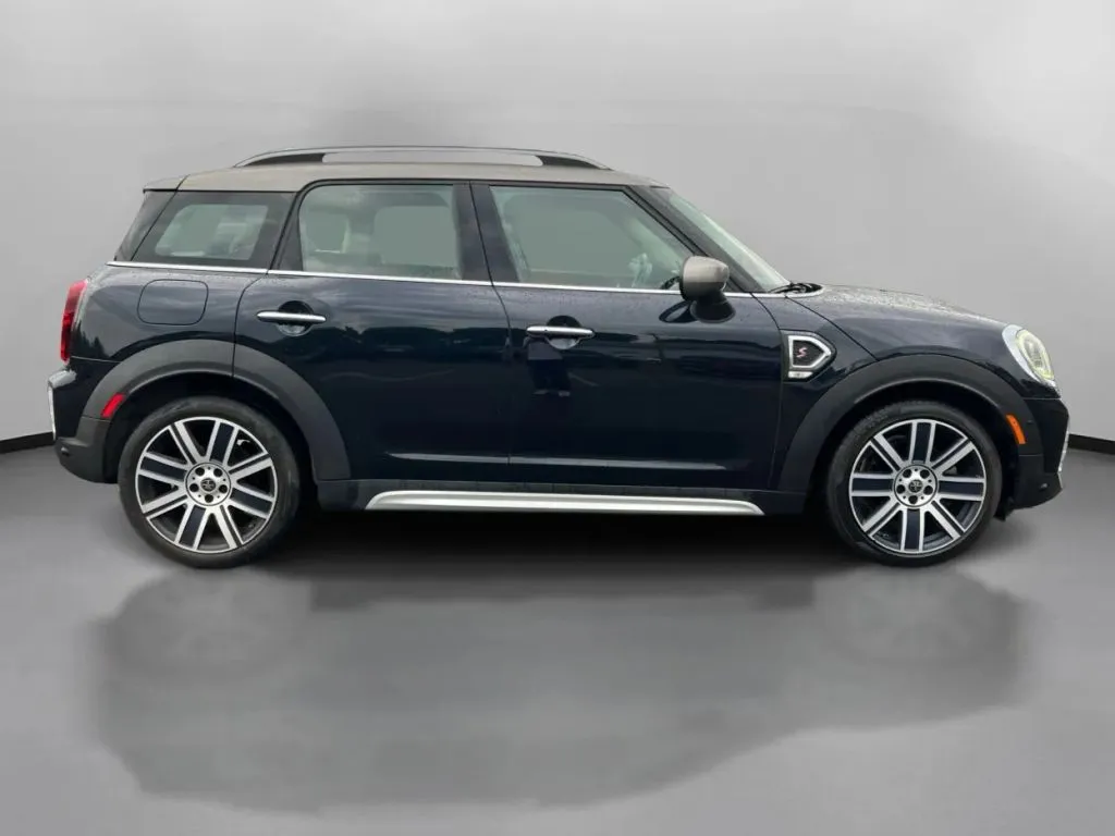 Mini Countryman photo 7