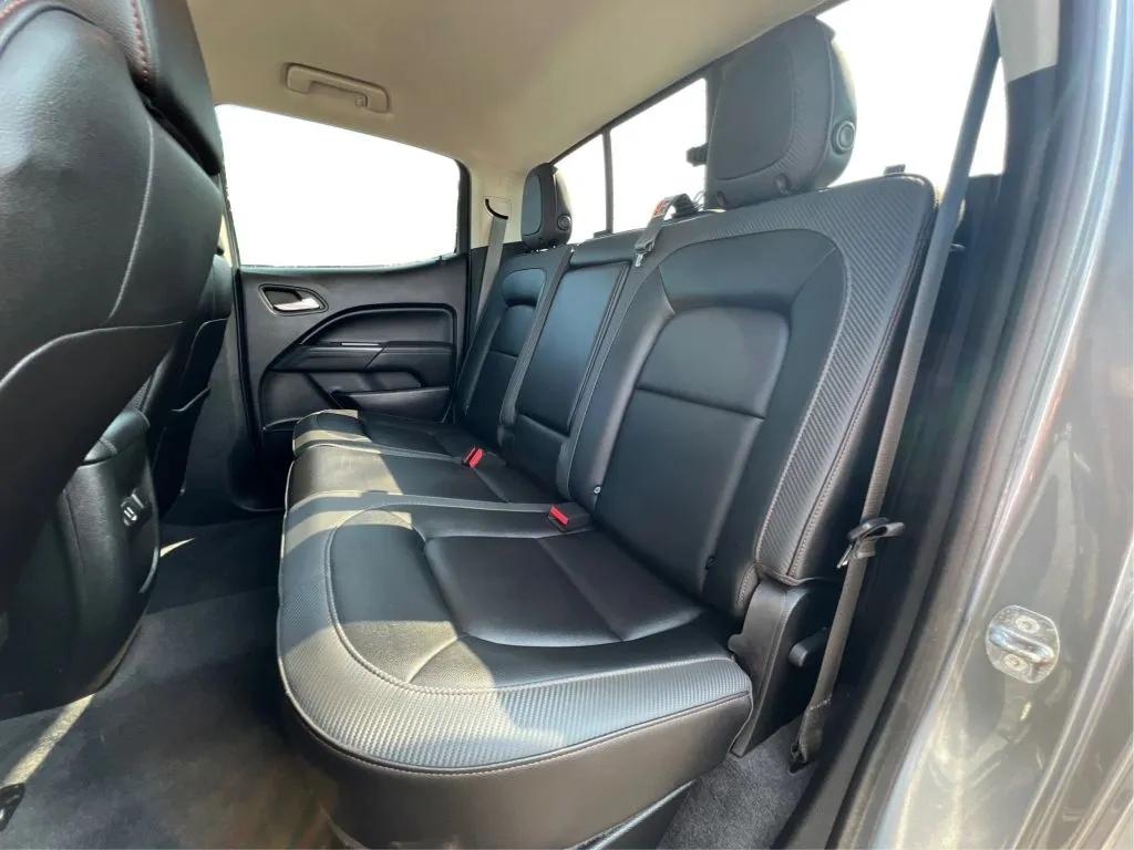 GMC Canyon photo 17