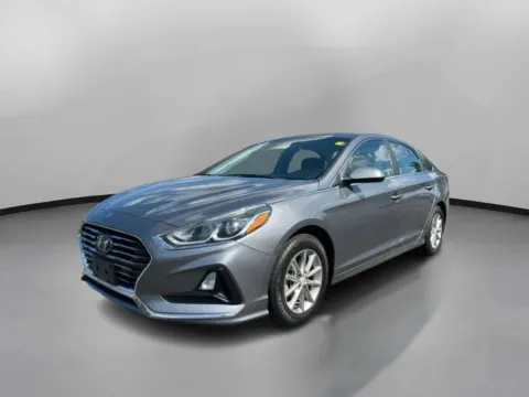 More photos of 2018 Hyundai Sonata SE Sedan 4D at Drivemax, CT