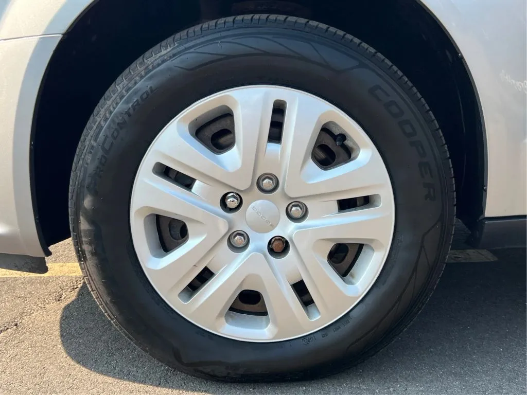 Dodge Grand Caravan photo 30
