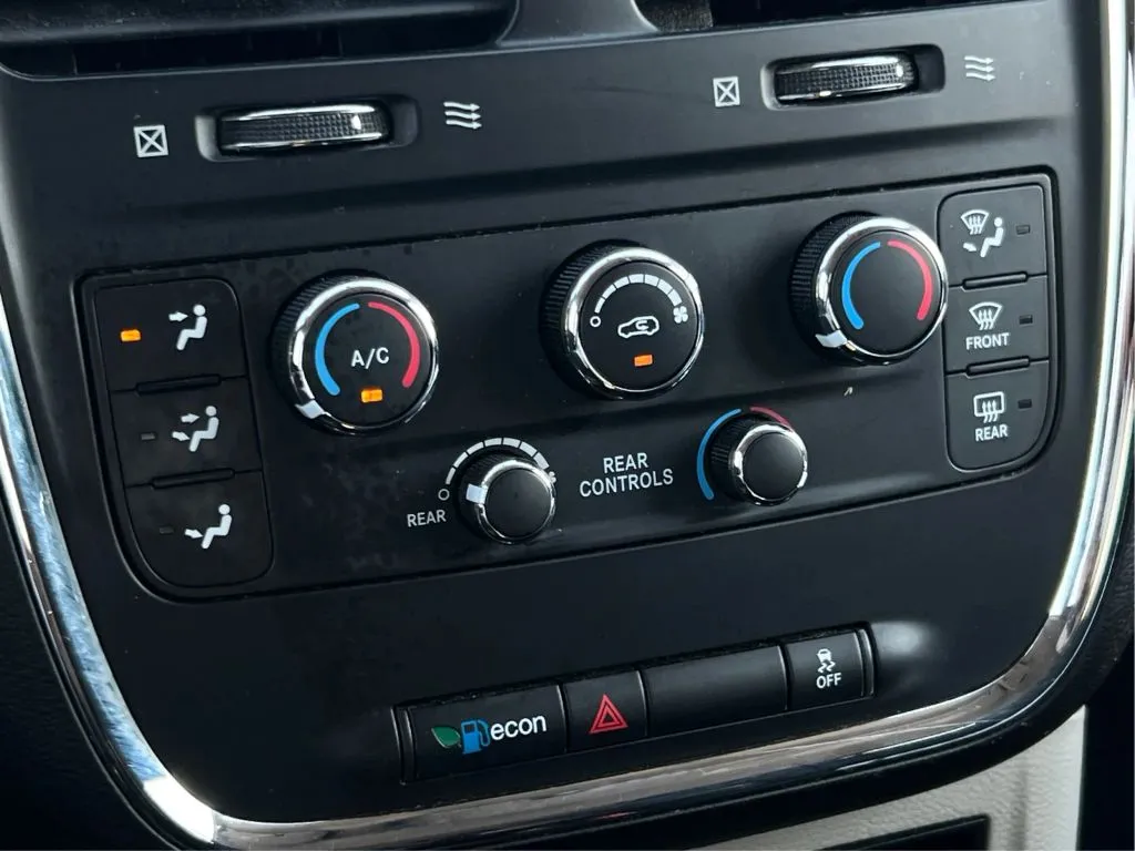 Dodge Grand Caravan photo 37