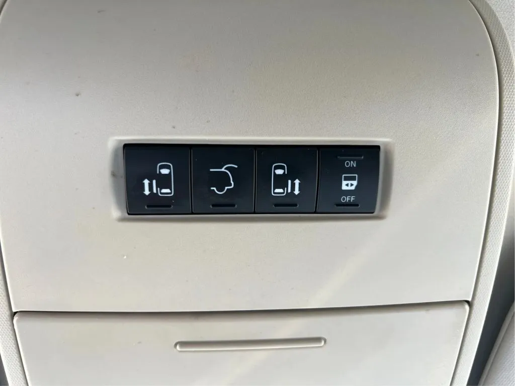 Dodge Grand Caravan photo 39