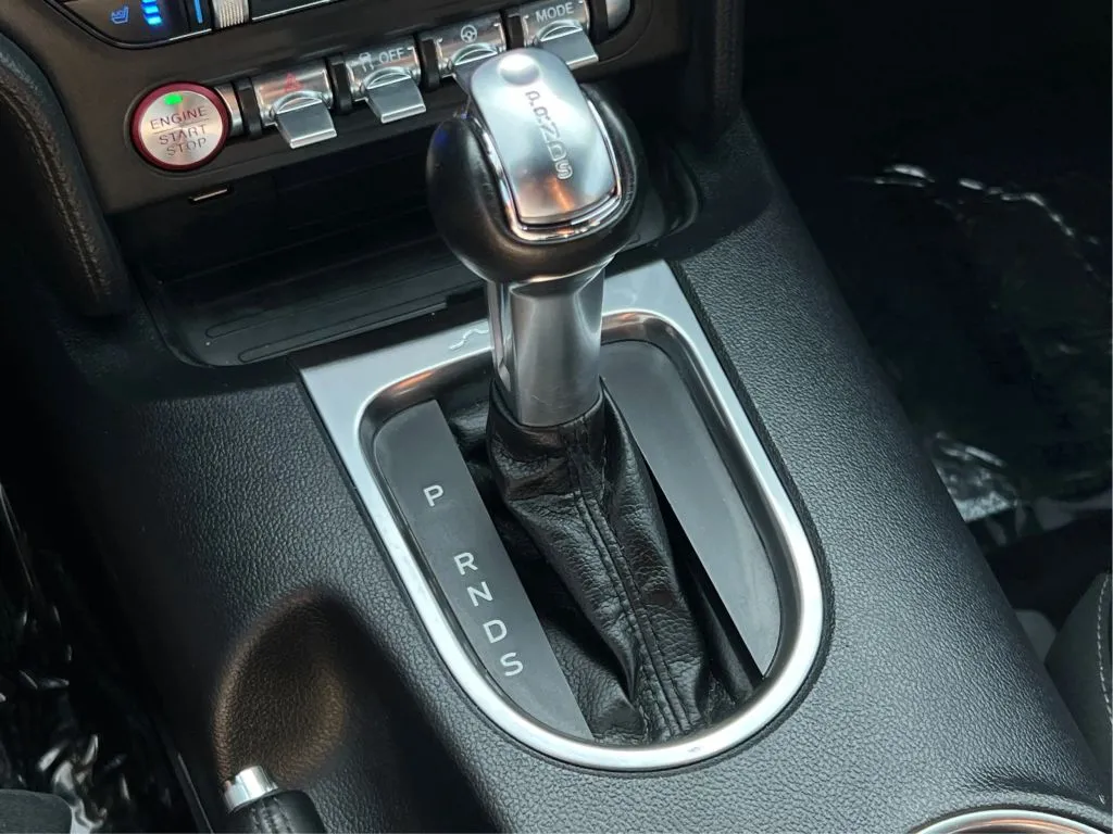 Ford Mustang photo 45