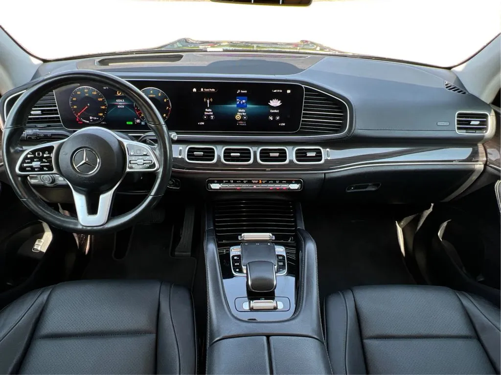 Mercedes-Benz GLS photo 37