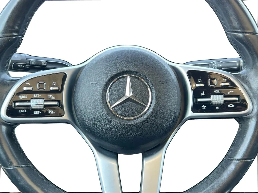 Mercedes-Benz GLS photo 23