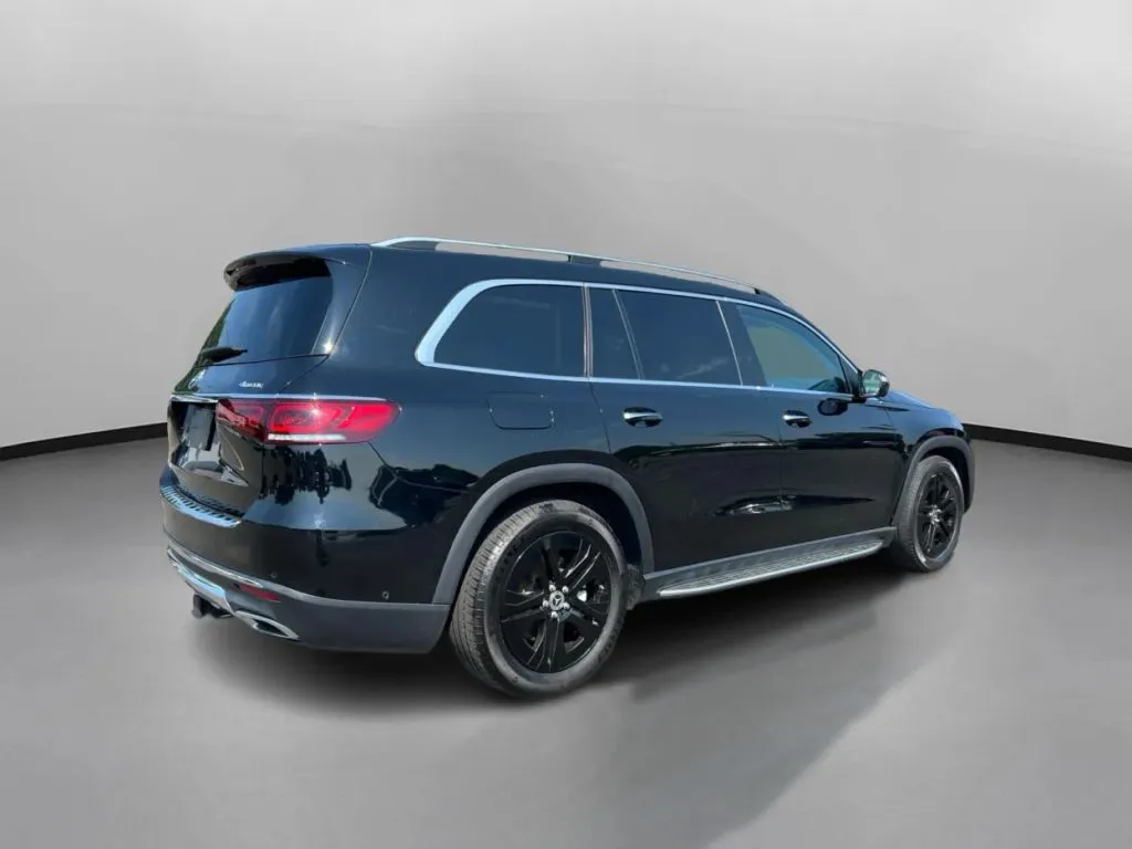 Mercedes-Benz GLS photo 9