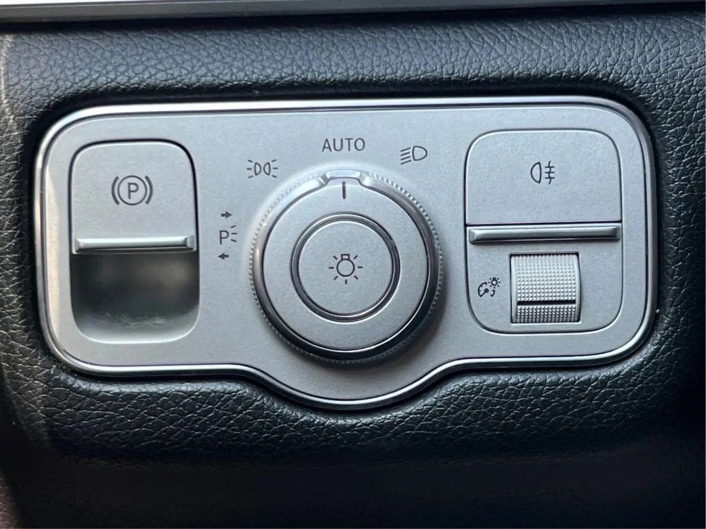 Mercedes-Benz GLS photo 24