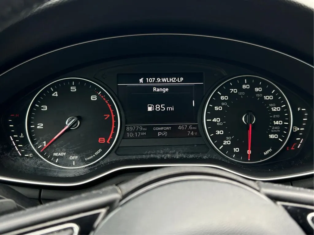 Audi A4 photo 22