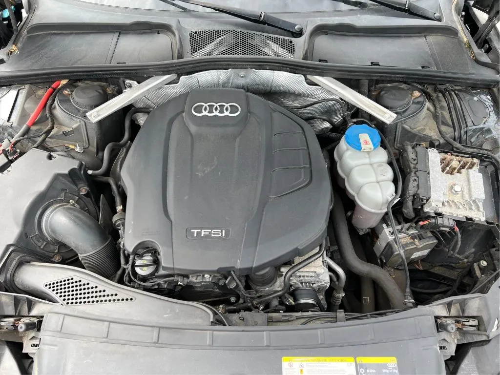Audi A4 photo 28