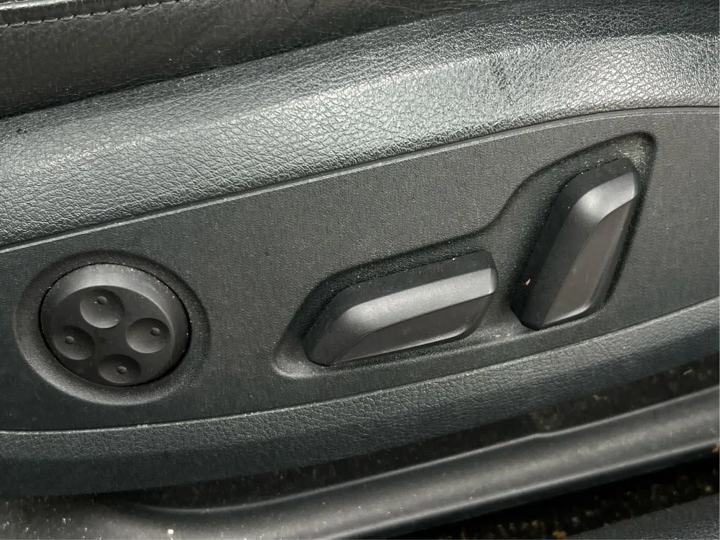 Audi A4 photo 25