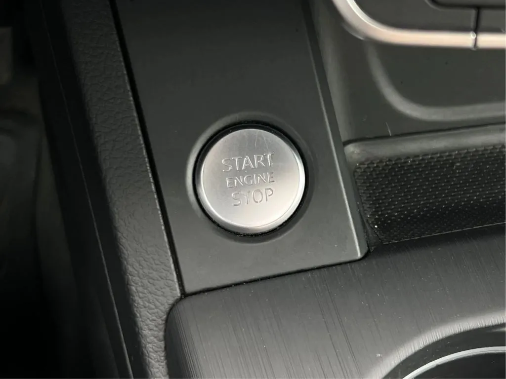 Audi A4 photo 39