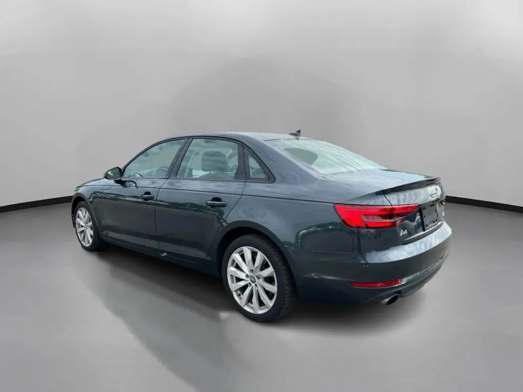 Audi A4 photo 13