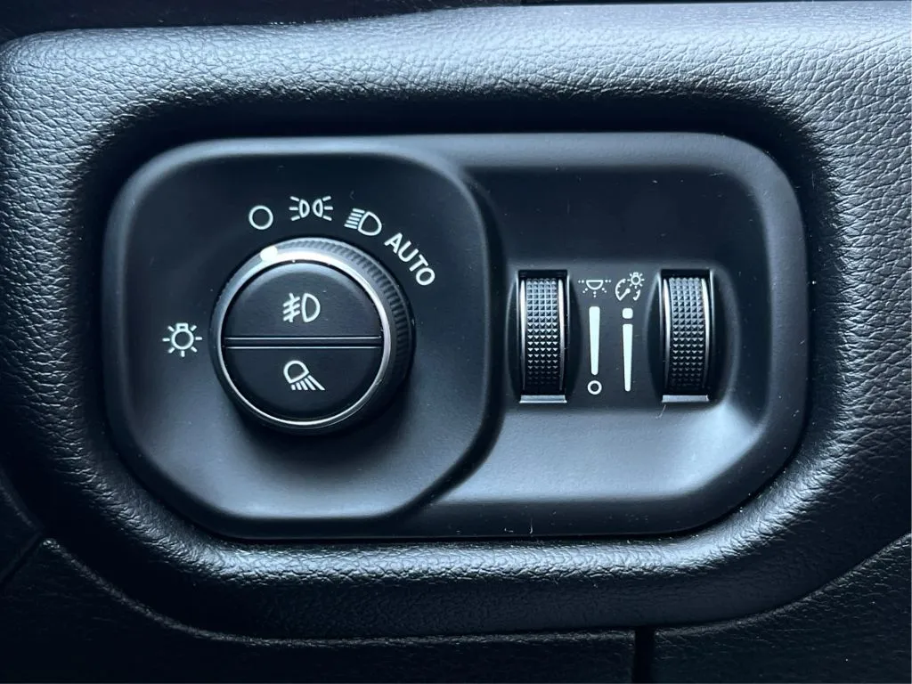 Ram 1500 photo 23