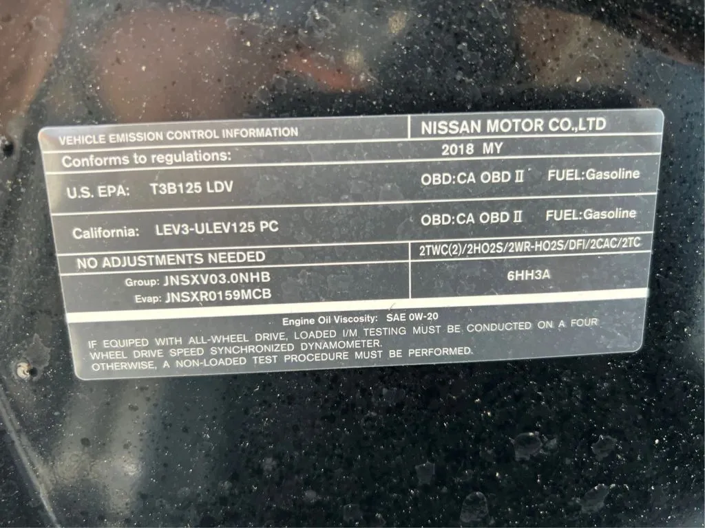 Infiniti Q50 photo 28