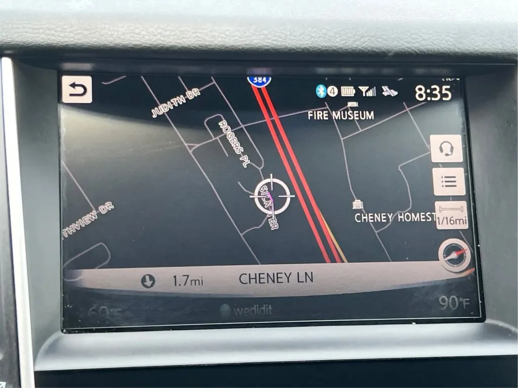 Infiniti Q50 photo 37