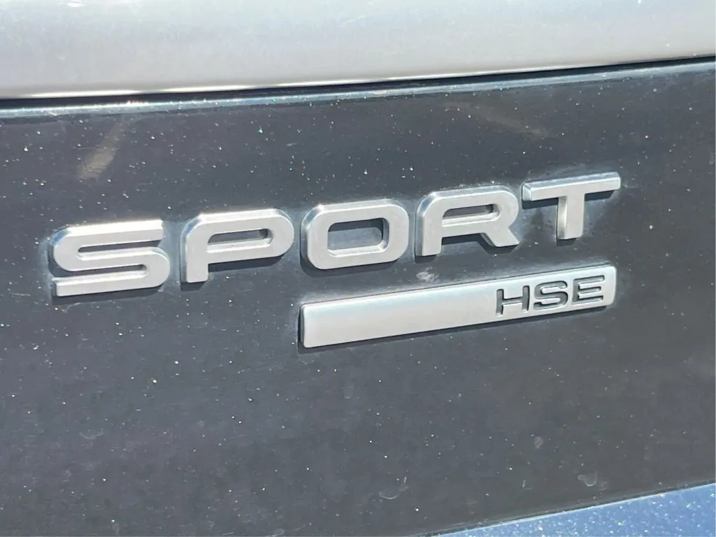 Land Rover Range Rover Sport photo 30