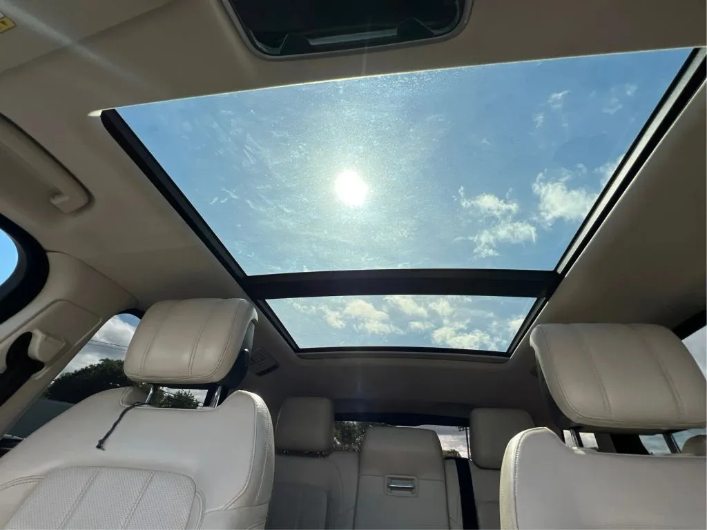 Land Rover Range Rover Sport photo 27