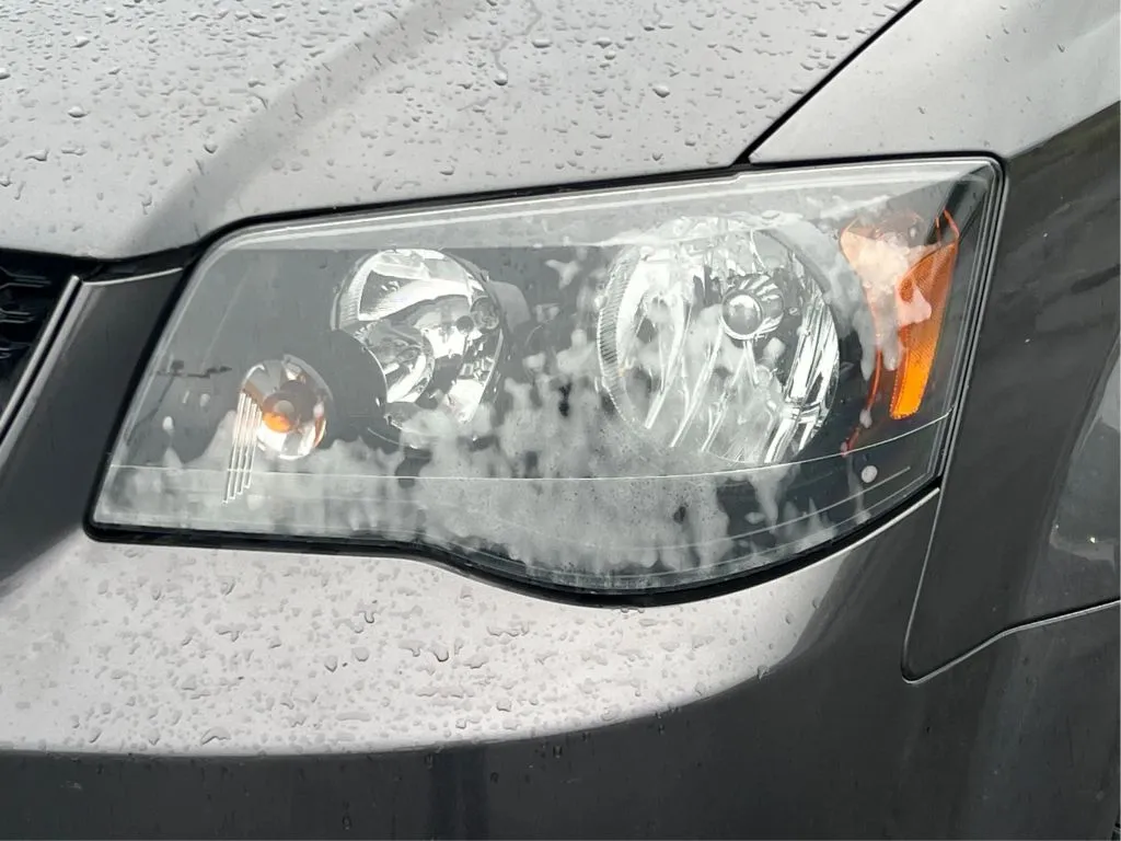 Dodge Grand Caravan photo 31