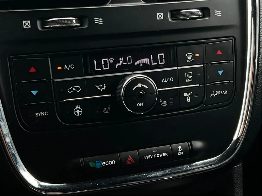 Dodge Grand Caravan photo 36