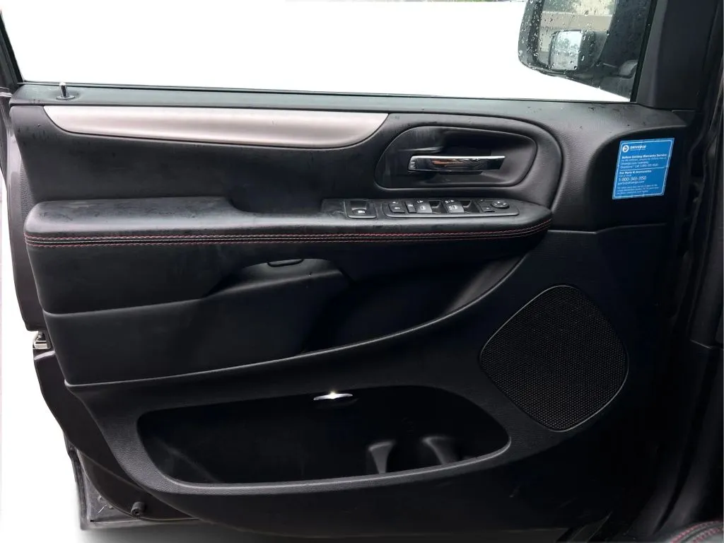 Dodge Grand Caravan photo 26