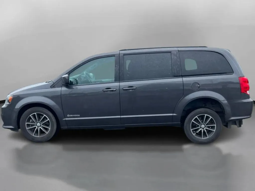 Dodge Grand Caravan photo 15