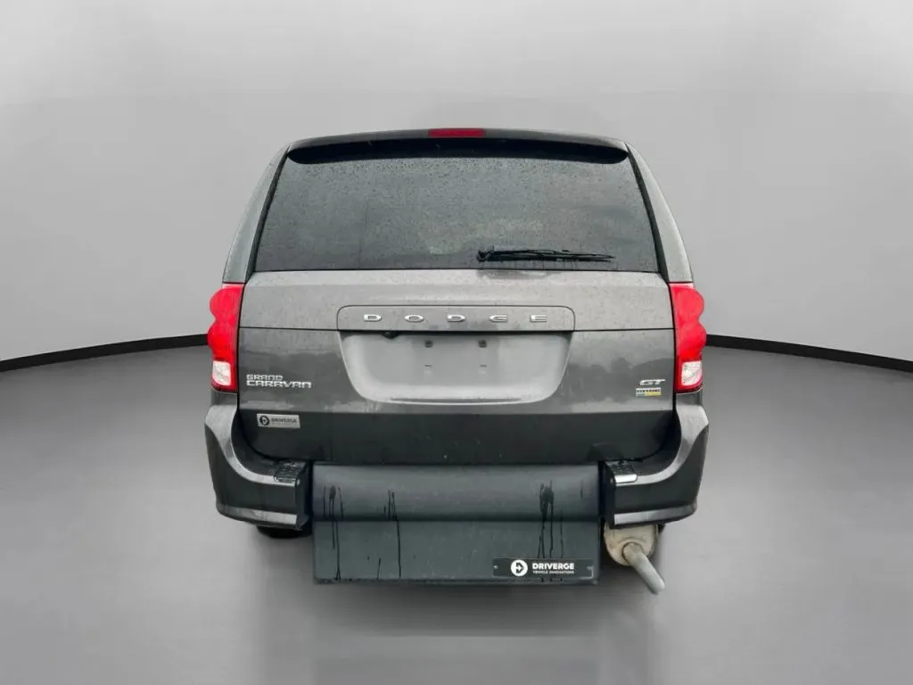 Dodge Grand Caravan photo 11