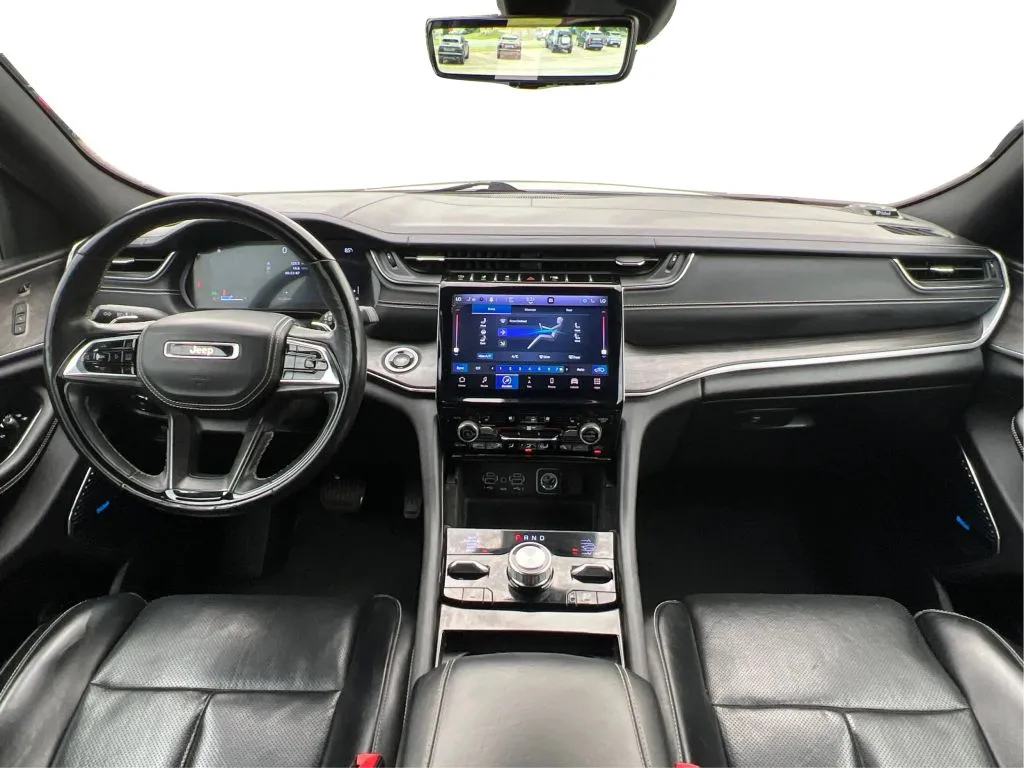 Jeep Grand Cherokee L photo 37