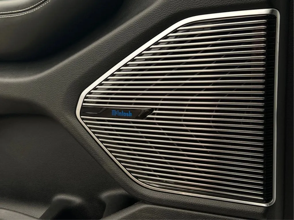 Jeep Grand Cherokee L photo 43