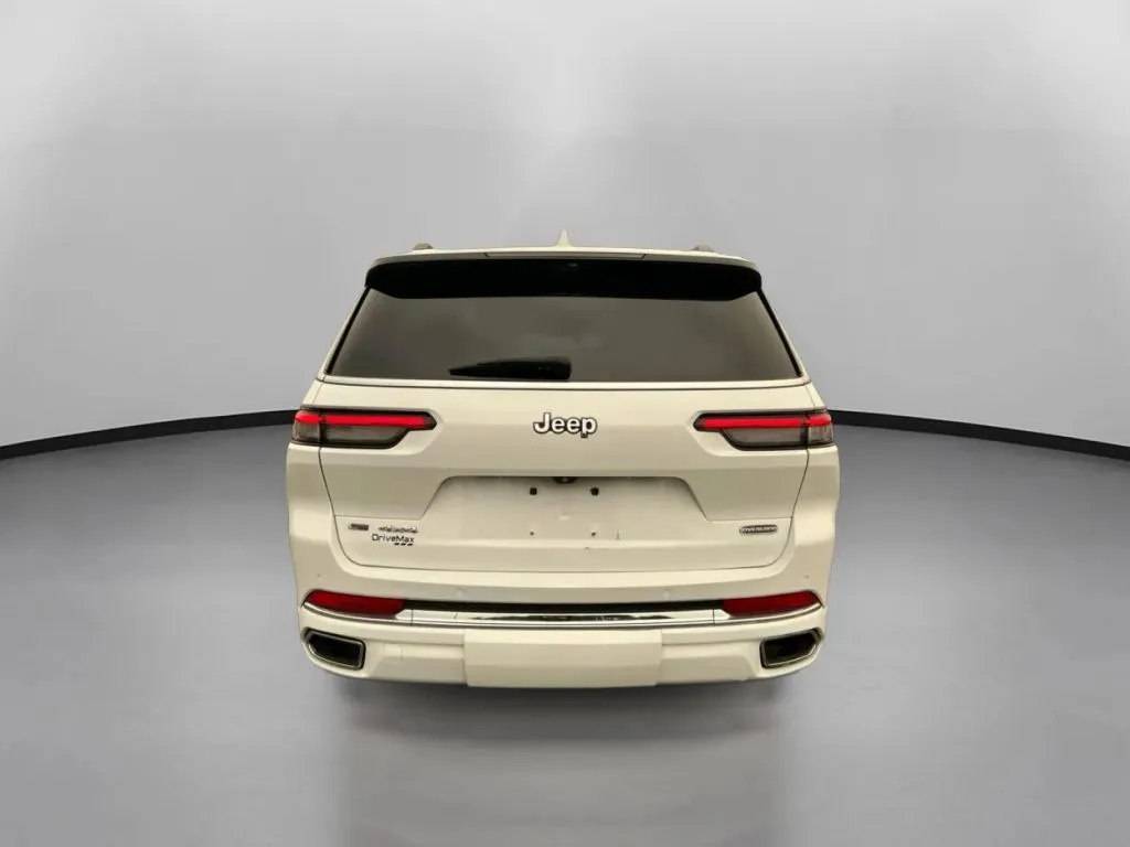 Jeep Grand Cherokee L photo 11