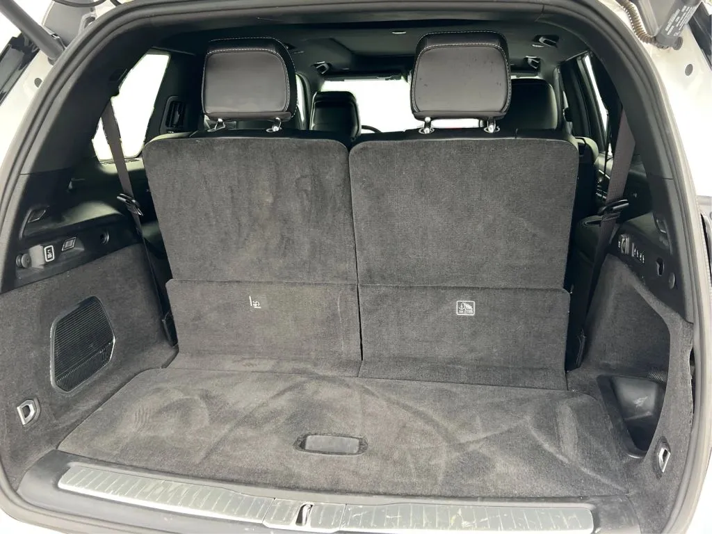 Jeep Grand Cherokee L photo 18