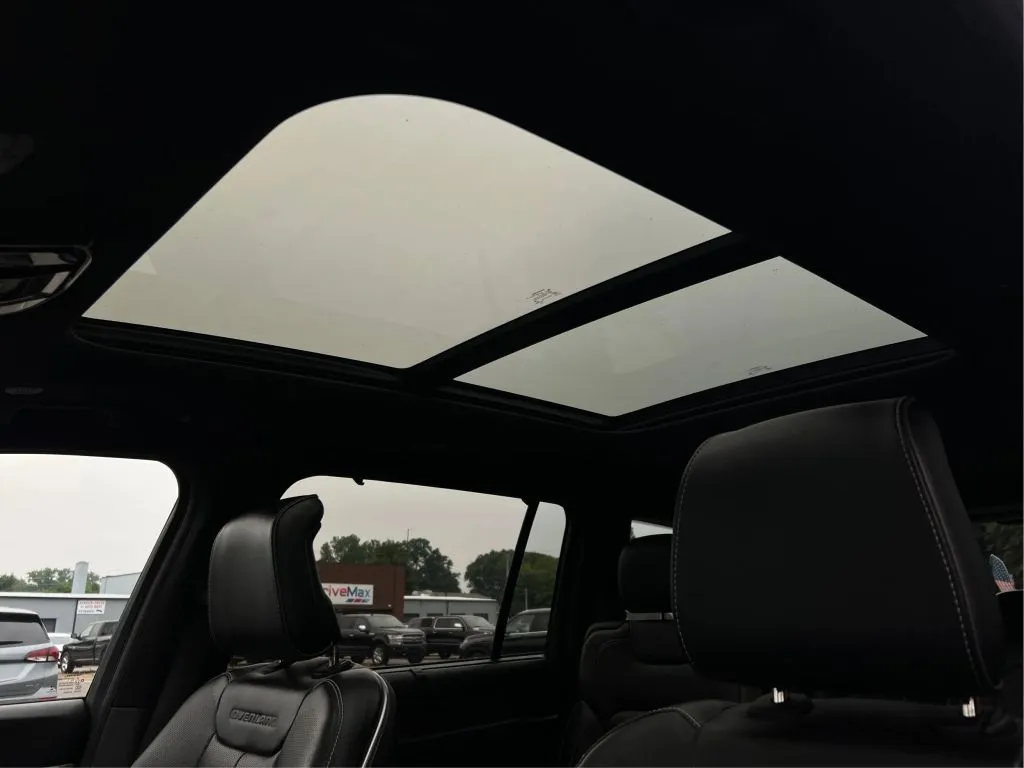 Jeep Grand Cherokee L photo 27