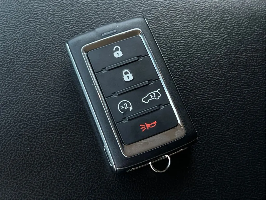 Jeep Grand Cherokee photo 44