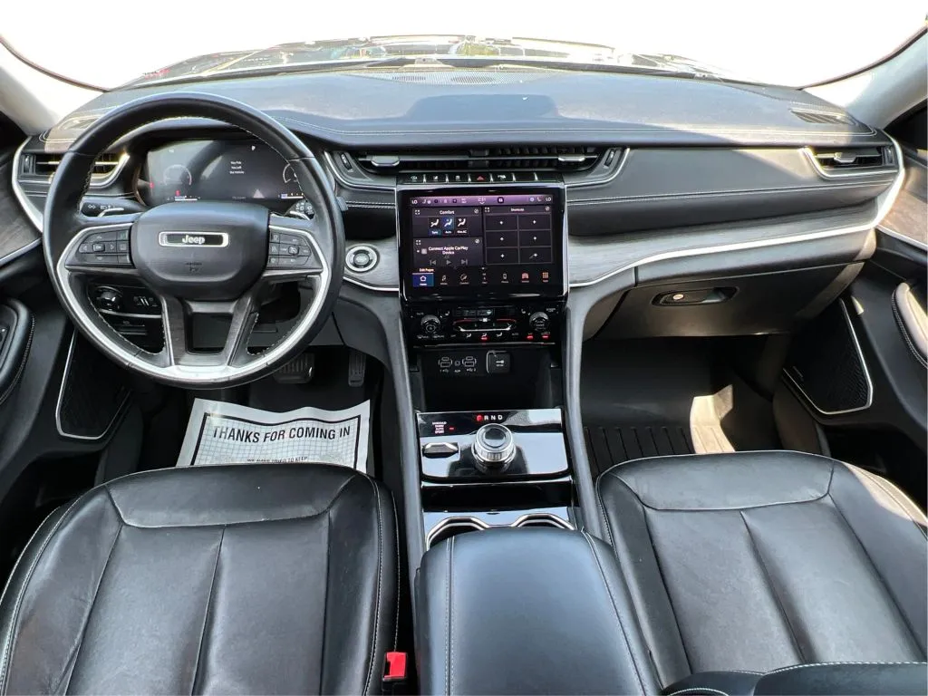 Jeep Grand Cherokee photo 37