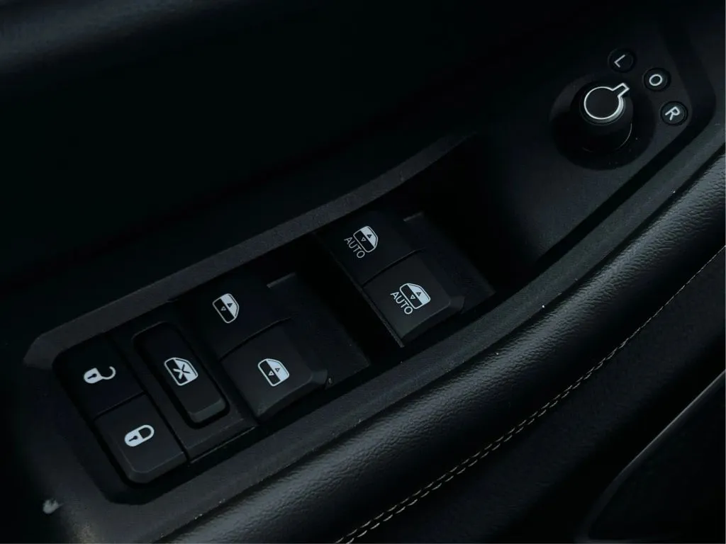 Jeep Grand Cherokee photo 46
