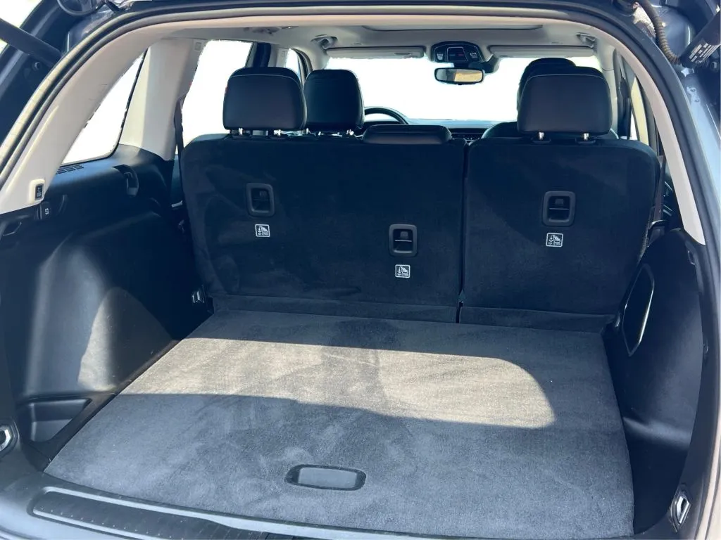 Jeep Grand Cherokee photo 18