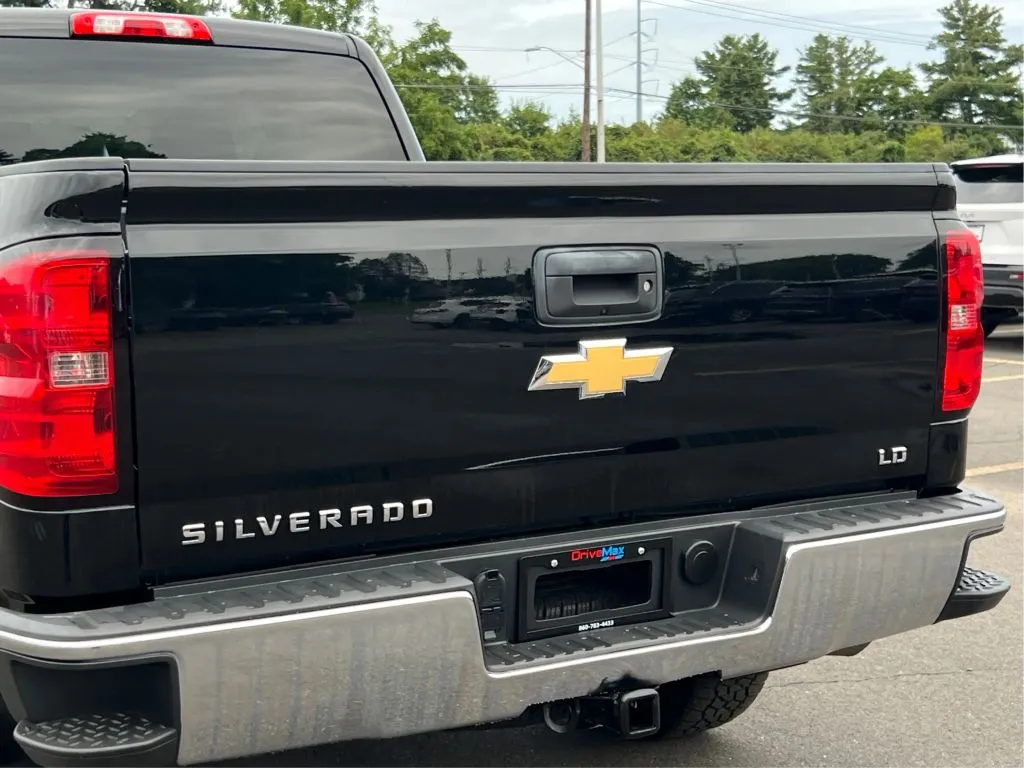 Chevrolet Silverado photo 29