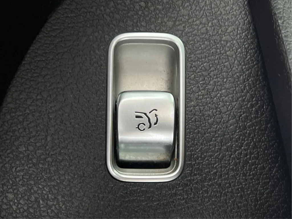 Mercedes-Benz GLE photo 35