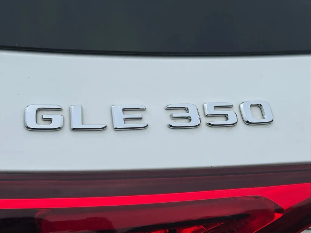 Mercedes-Benz GLE photo 30