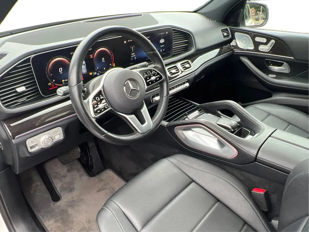 Mercedes-Benz GLE photo 16
