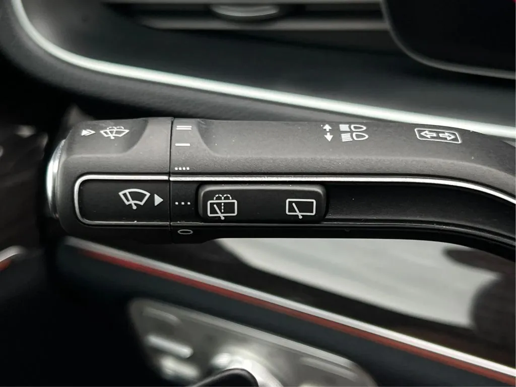 Mercedes-Benz GLE photo 47