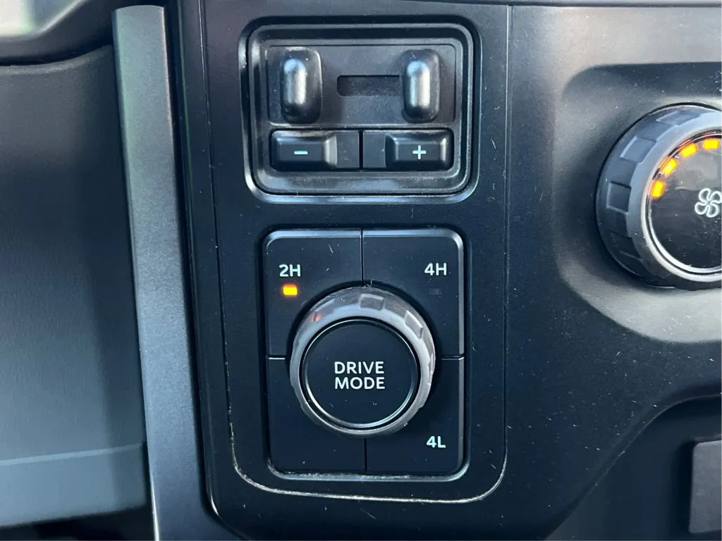 Ford F-150 photo 42