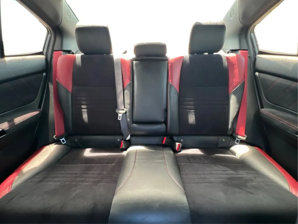 Subaru WRX photo 19