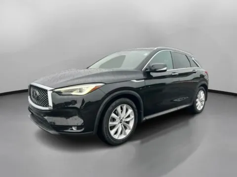 More photos of 2019 INFINITI QX50 Essential Sport Utility 4D at Drivemax, CT