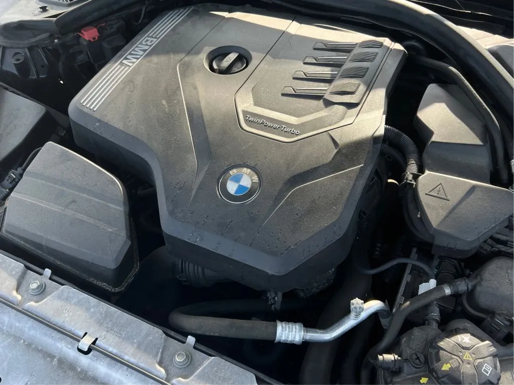 BMW 3 Series photo 29
