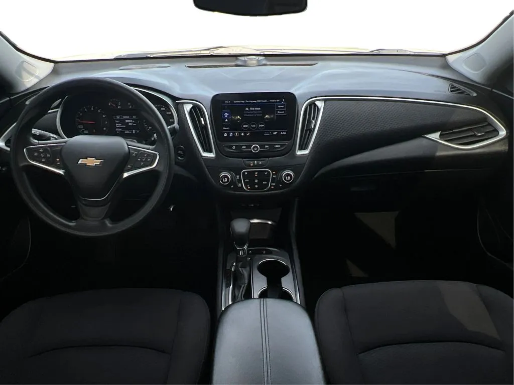 Chevrolet Malibu photo 35
